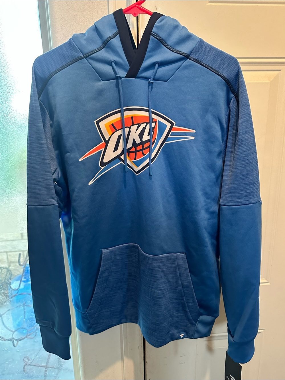 Fanatics Oklahoma City Thunder NBA Hoodie - Picture 1 of 9